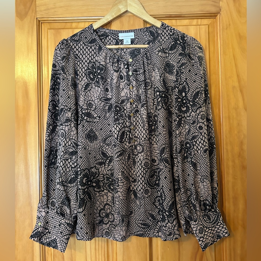 Liz Claiborne long‎ sleeve blouse